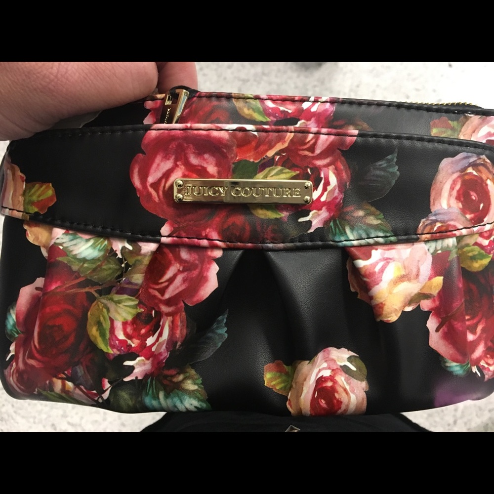 Juicy Couture wrist purse